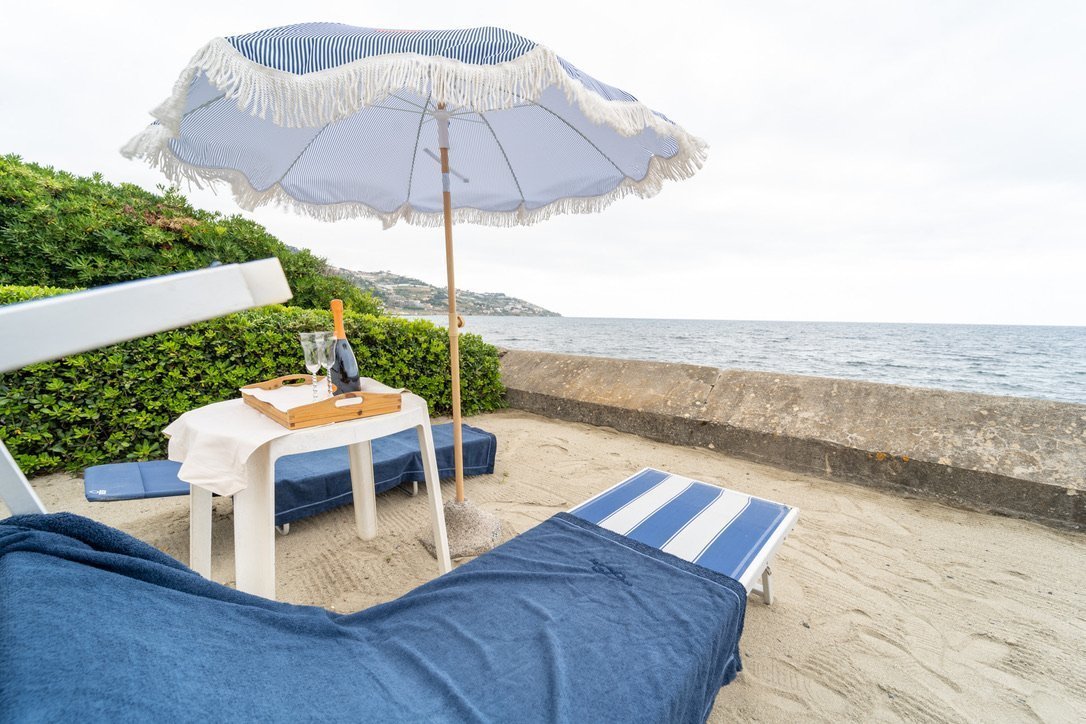 Twins Luxury Beach Apartment - Immagine 34