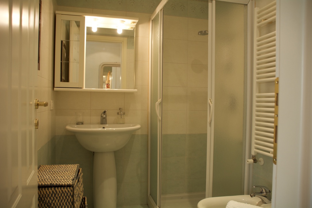 Twins Rosa Apartment - Immagine 15