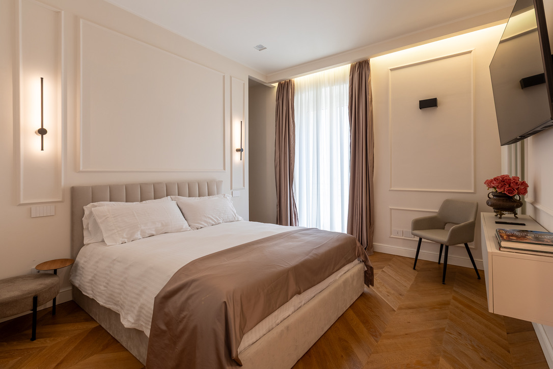 Twins Luxury 2 Bedroom Apartment - Image 8