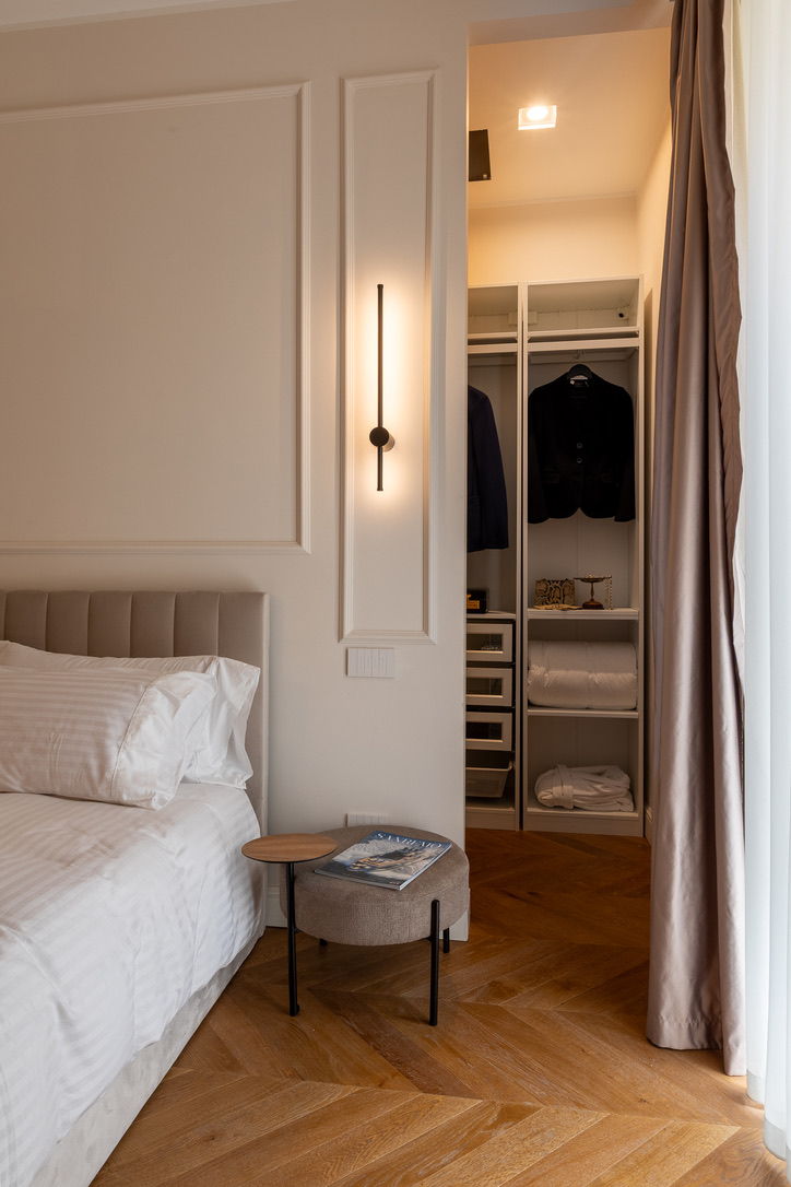 Twins Luxury 2 Bedroom Apartment - Image 7