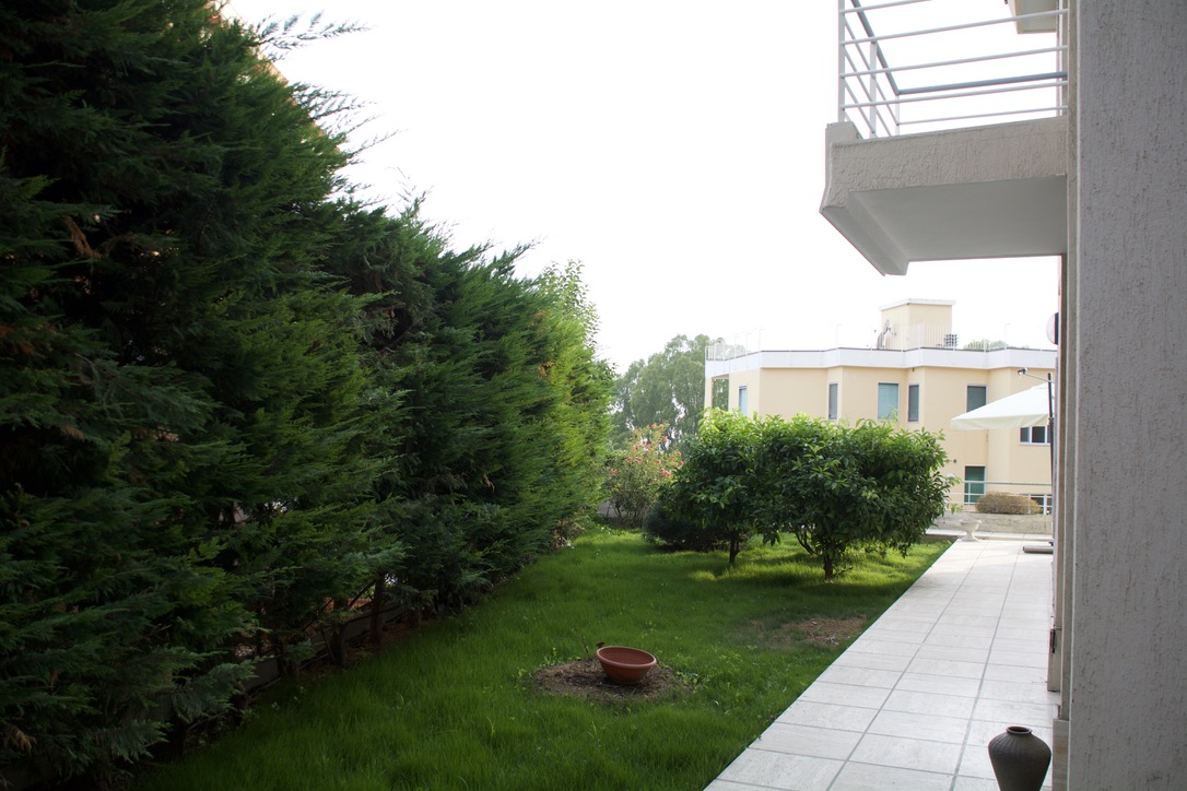 Twins Rosa Apartment - Immagine 17